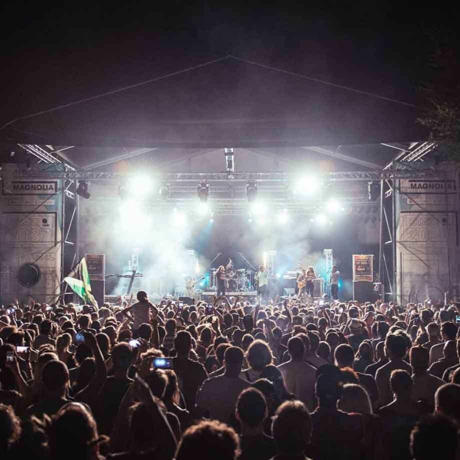 TANTA MUSICA AL CIRCOLO MAGNOLIA