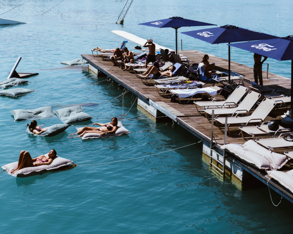 Wake Paradise Area Chill